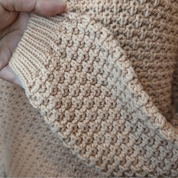 Universal Threads Knit Peach Sweater Women Small - Picture 3 of 10